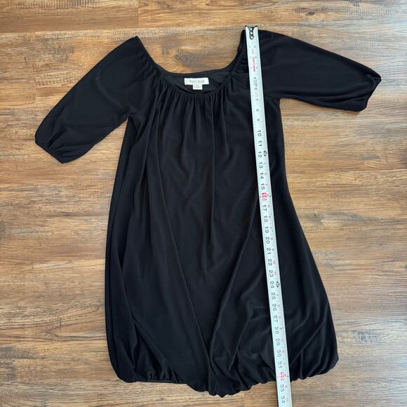 White House Black Market size XS stretchy black knee length dress - Picture 8 of 12